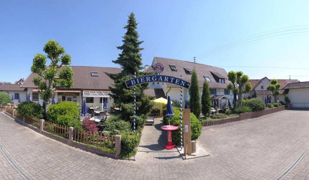 Hirschen Apartments Reute  Bagian luar foto