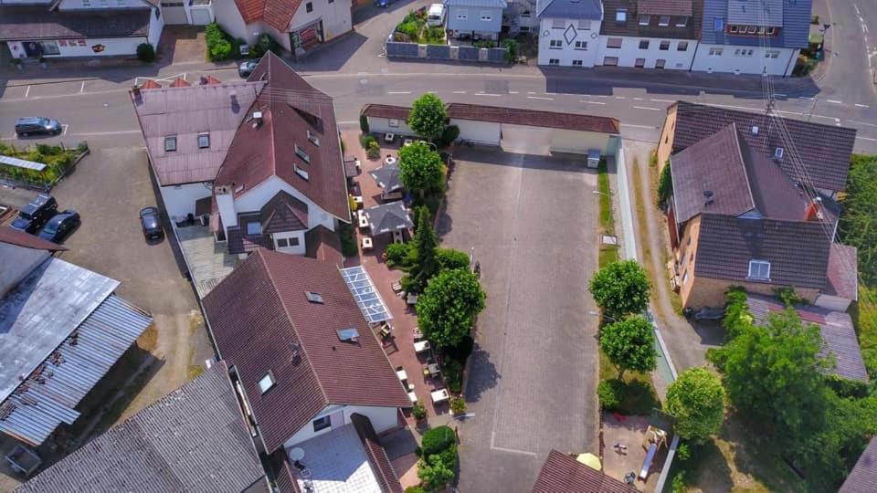 Hirschen Apartments Reute  Bagian luar foto