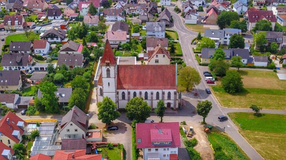 Hirschen Apartments Reute  Bagian luar foto