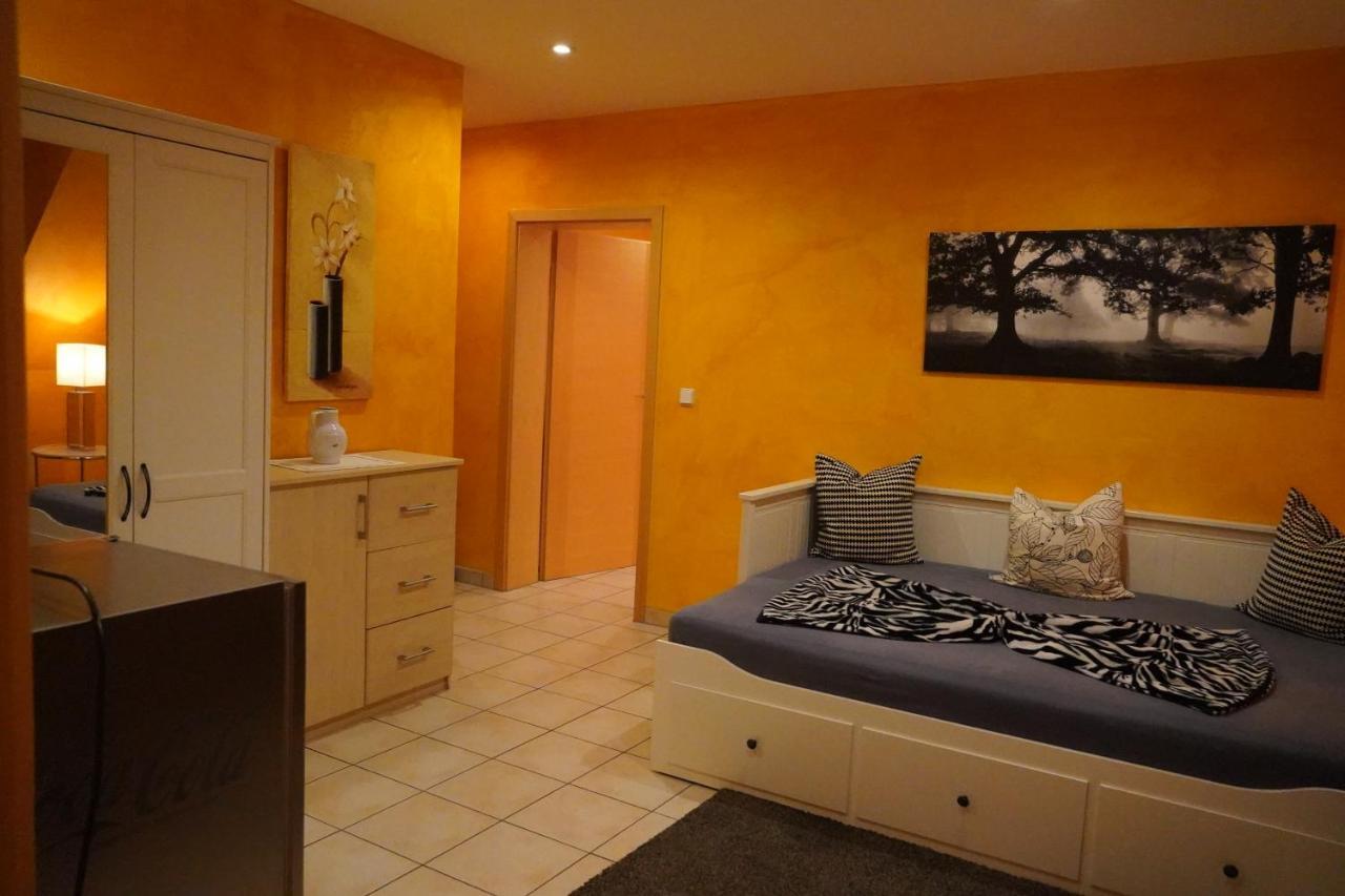 Hirschen Apartments Reute  Bagian luar foto